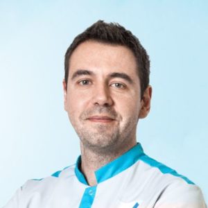Dr Michael Boussellier, vétérinaire spécialisé Médecine interne et endoscopie - Clinique de la Rivière - Plaisance-du-Touch