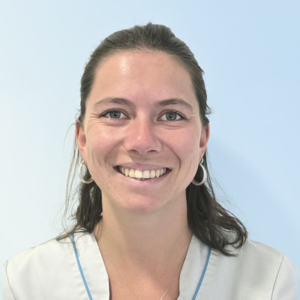 Docteur Louise Massol, vétérinaire spécialisé en médecine préventive et médecine générale - Clinique de la Rivière, Plaisance-du-Touch